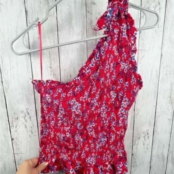 NWT Japan Red & Blue Floral Casual Sleeveless Top Size Small - Picture 1 of 8